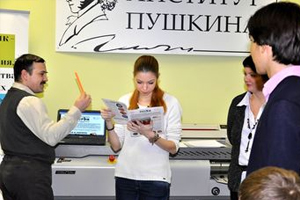 Институт Пушкина приглашает школьников освоить азы профессий журналиста, дизайнера и экскурсовода