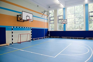 более тысячи школ отремонтируют спортзалы в 2019 году